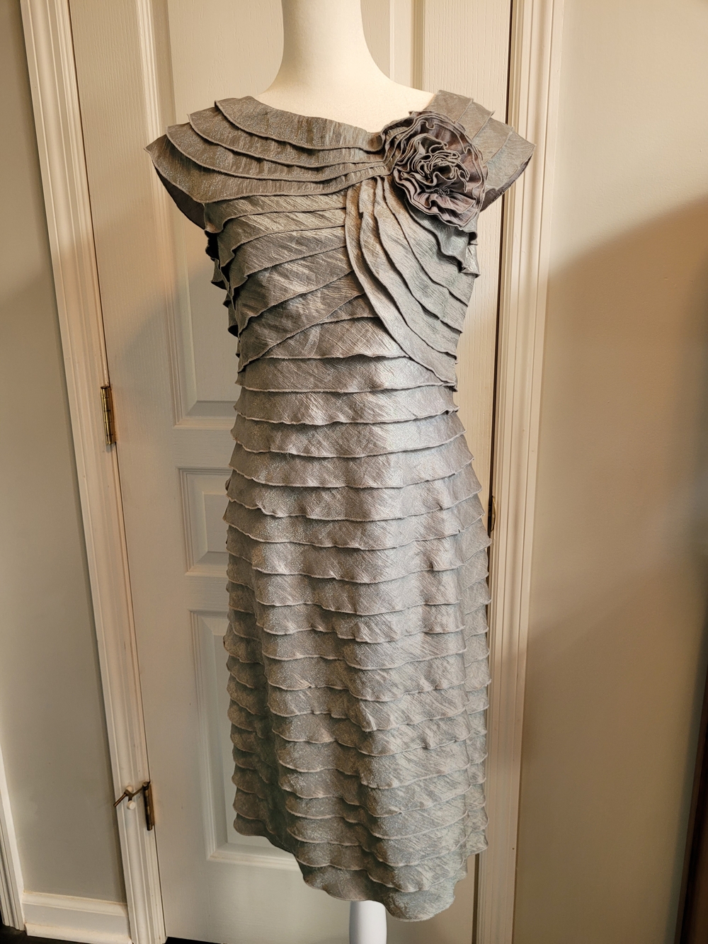 Adrianna Papell Silver-Gray Layered Ruffle Midi Dress with Rosette, SZ 8